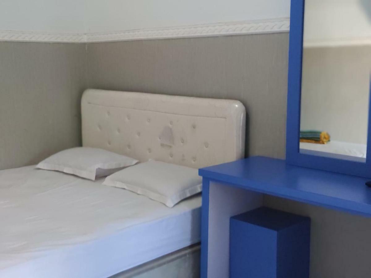 Hotel Boegenviel Syariah Lamongan エクステリア 写真