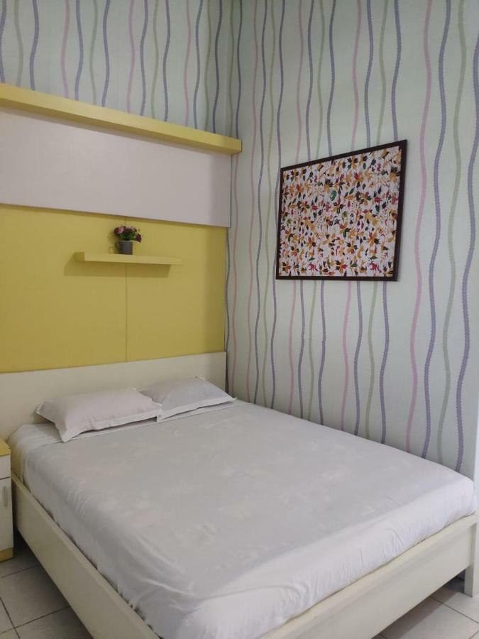 Hotel Boegenviel Syariah Lamongan エクステリア 写真