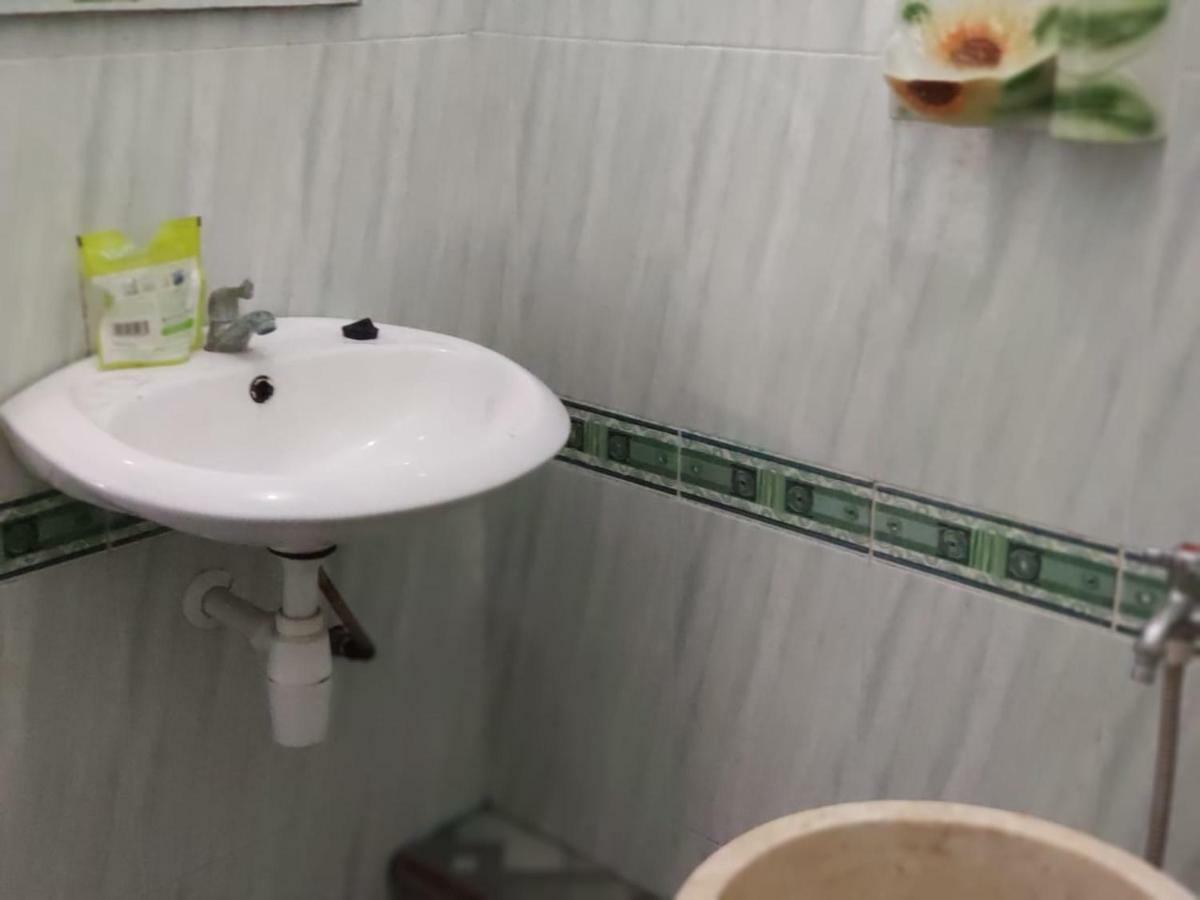 Hotel Boegenviel Syariah Lamongan エクステリア 写真